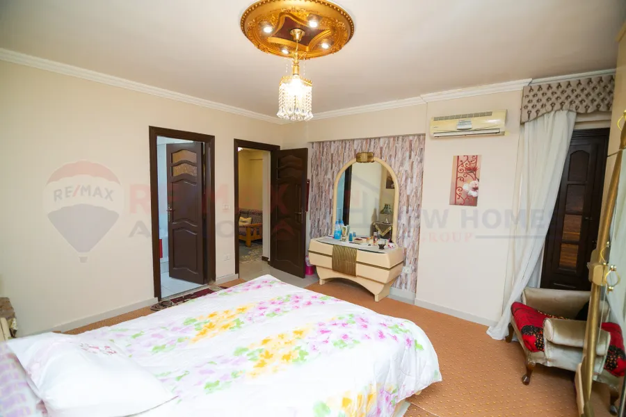 x apartment for sale 220 m Sporting (branched from Abu Qir st.)