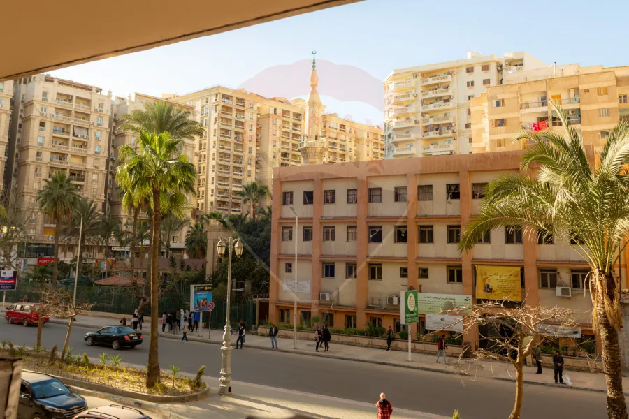 Administrative unit for rent 175 m smouha (Fawzy moaaz street)