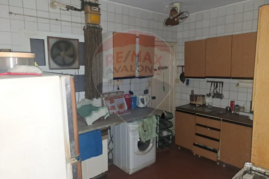 Apartment for sale 185 m Louran (branched from El-Eqbal st.)