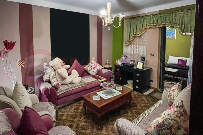 شقة للبيع 135 م السيوف (ش 16 جميله ابو حريد)