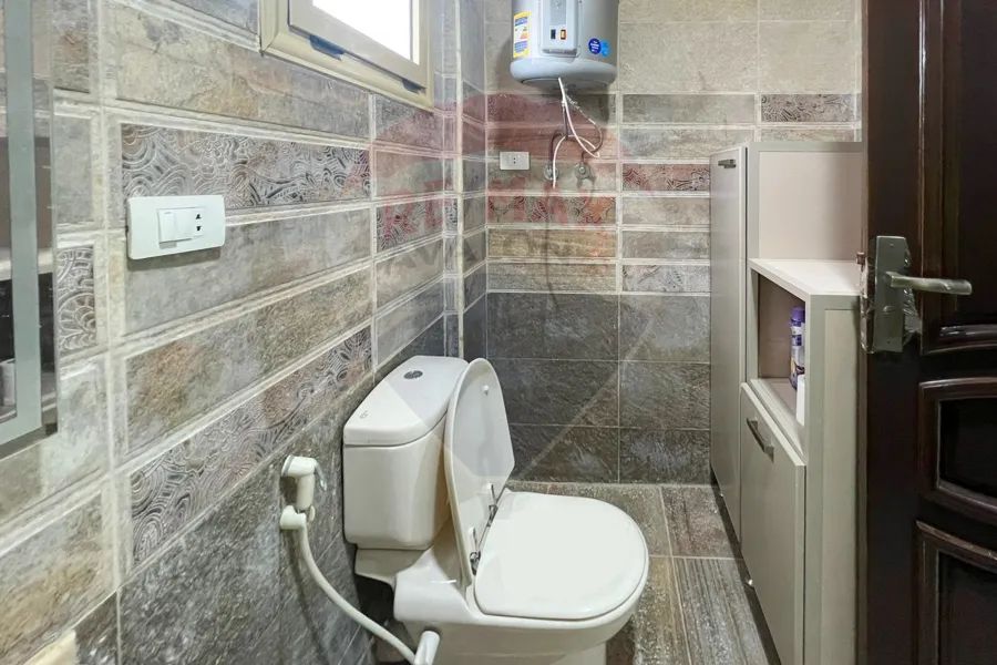 Standalone villa for sale 500 m King Mariout (Ganat Al Mohameen)