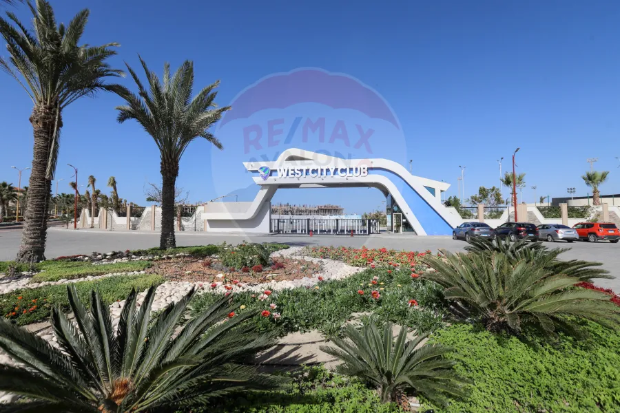 Twin house for sale 327 m (Alex West)