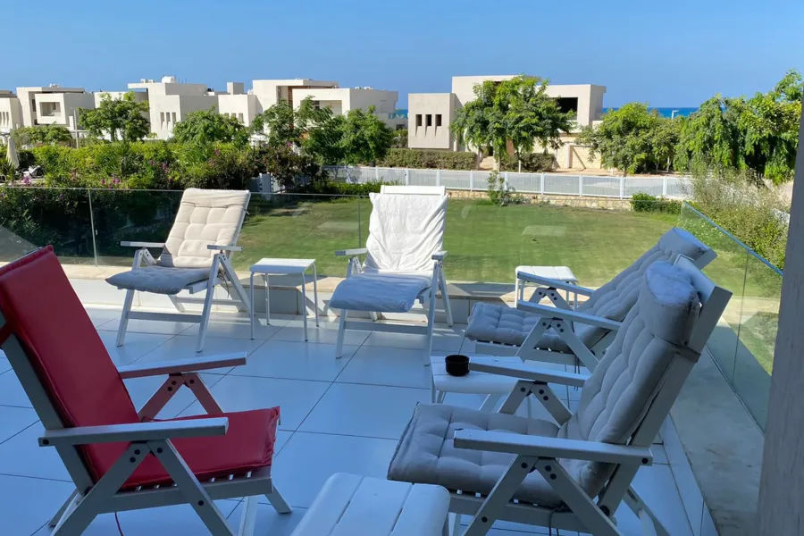 Stand Alone Corner Villa (Hacienda Bay - Sidi Abdel Rahman) 1400 m + 1000 m Garden - Second Row Sea - 44,000,000 EGP