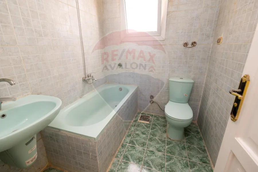 Apartment for sale 110 m El Montaza (Royal Plaza Towers)