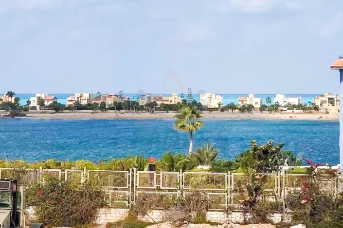 شاليه للبيع (العلمين - مارينا 8 ) 155 م