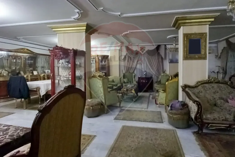 شقة للبيع 265 م ميامي (خطوات من البحر)