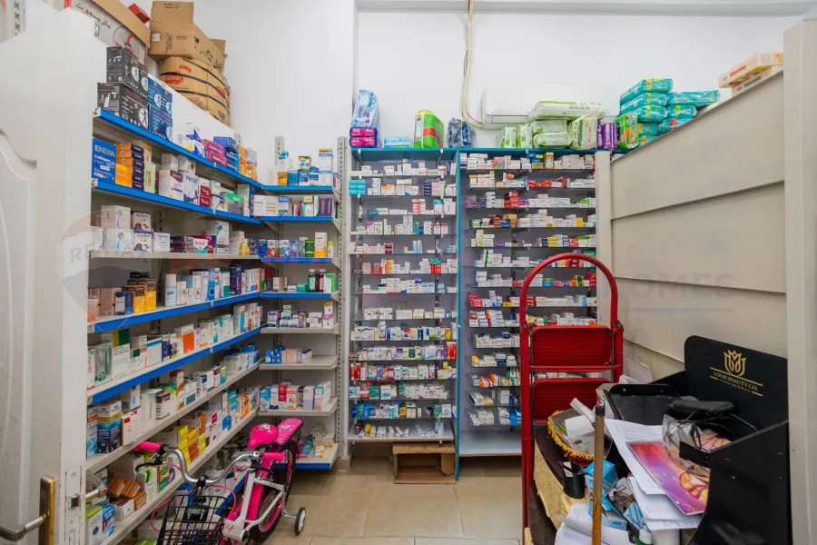 Pharmacy for sale 45 m Sidi Bishr (Khaled Ibn El Walid St.)
