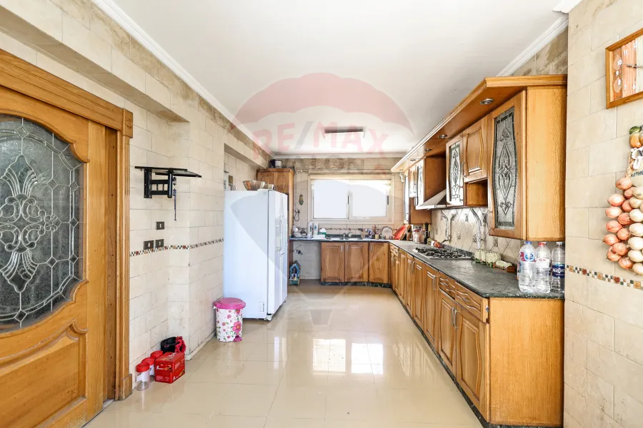Apartment for rent furnished 244 m Saba Pasha (Seria Royal Plaza Towers)