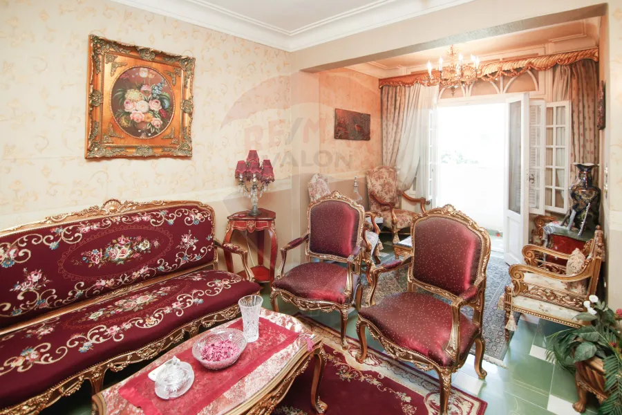 Duplex apartment for sale 200 m Loran (steps from sharawy St.)