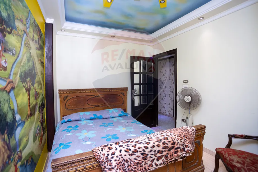 Apartment for sale 135 m Sidi Bishr (Branching from El-Isawy St)