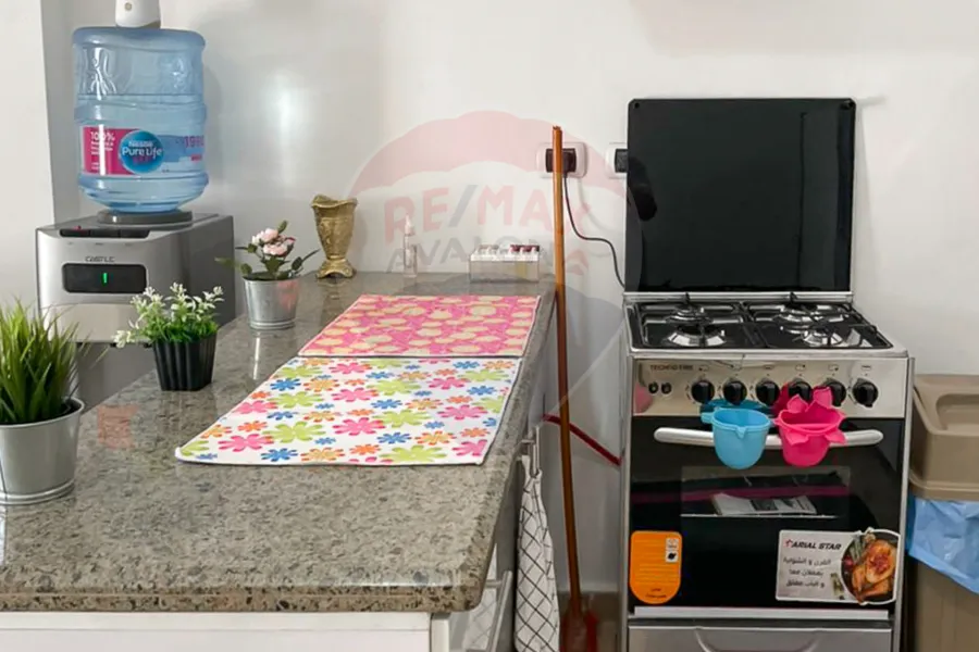 Chalet for sale (Emirates Heights - Ras Elhekma) 100 m + 25 m Garden