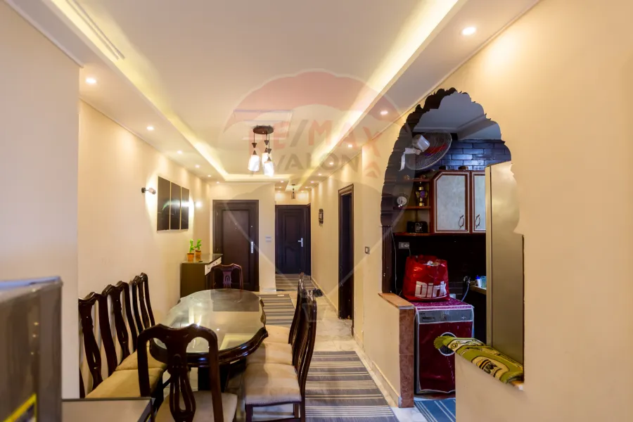 Administrative apartment for sale 170 m AL Mandara (Directly on the sea)