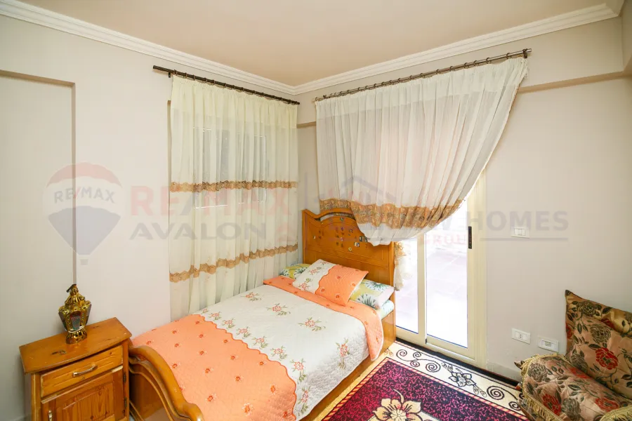 x apartment for sale 220 m Sporting (branched from Abu Qir st.)