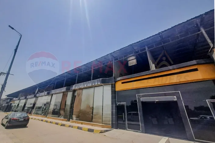 Administrative unit for rent 1,800 m Airport (beside Talaat Moustafa Hospital)