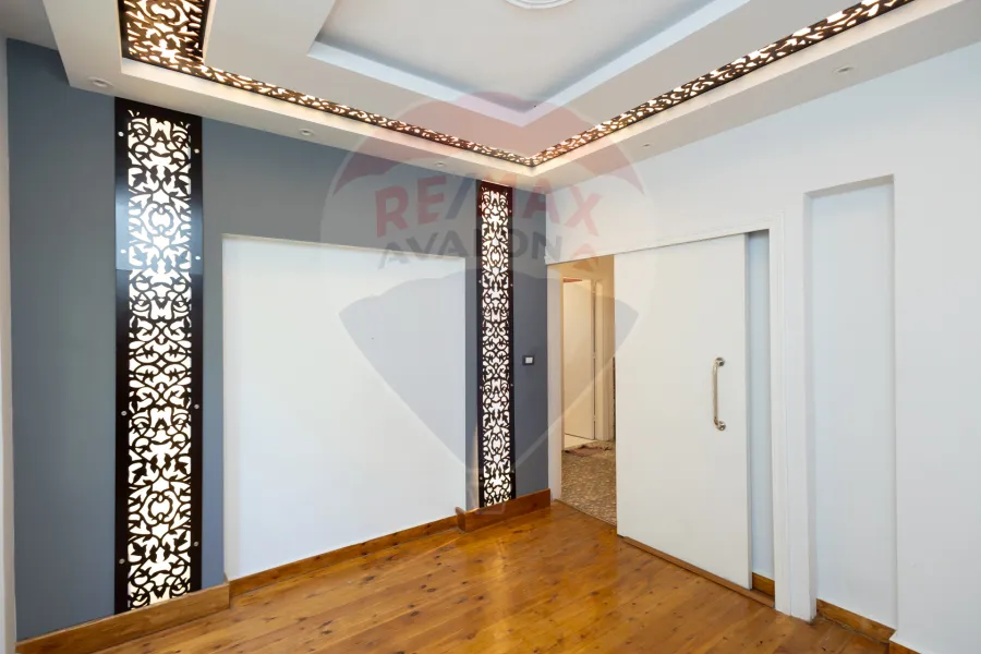 Apartment for sale 125 m Kafr Abdo (Sakina Bint Al Hussein St.)