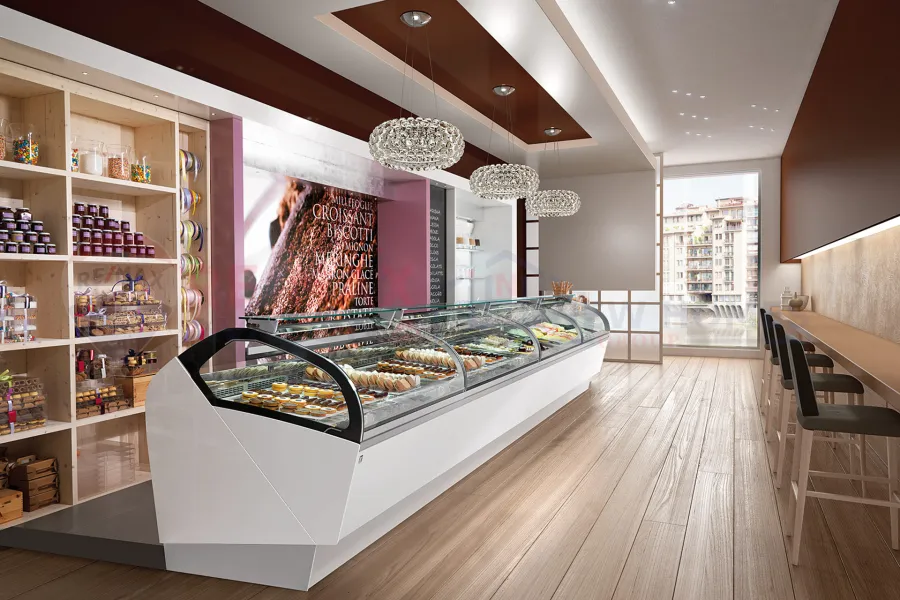 Commercial shop for rent 150 m San Stefano ( on the tram )