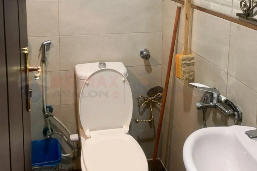 Apartment for sale 85 m Gleem (second number from Abu Qir St)