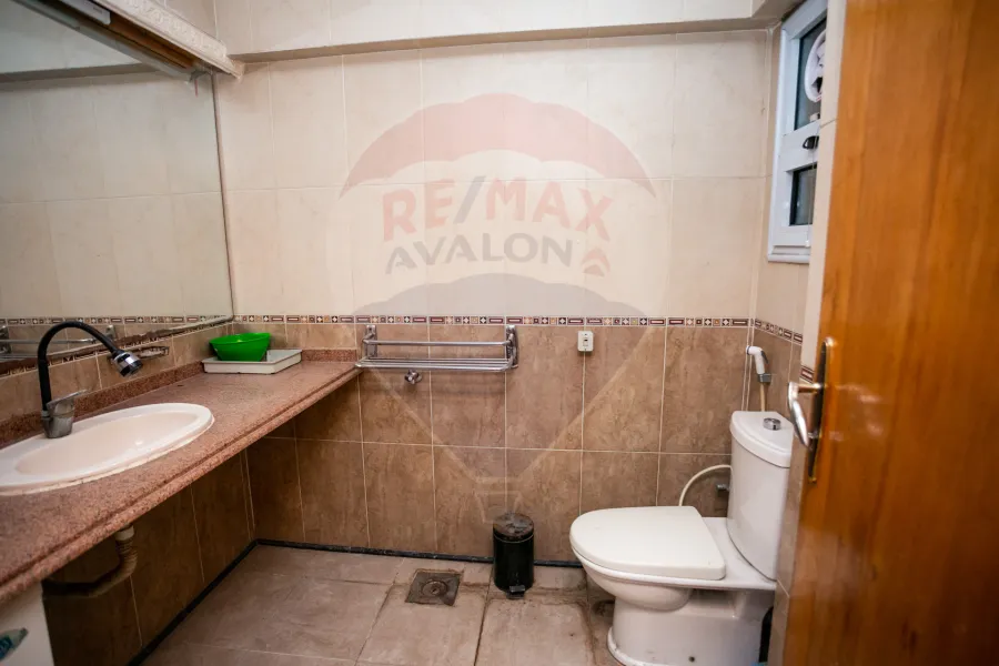 Administrative apartment for sale 177 m Louran (Abd El Salam Aref St)