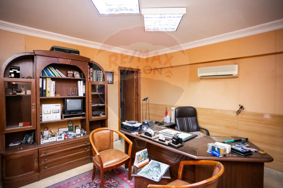 Administrative apartment for sale 177 m Louran (Abd El Salam Aref St)