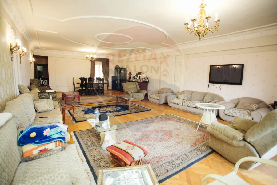 Apartment for sale 243 m Smouha (Bahaa Al-Din Elghatory St)