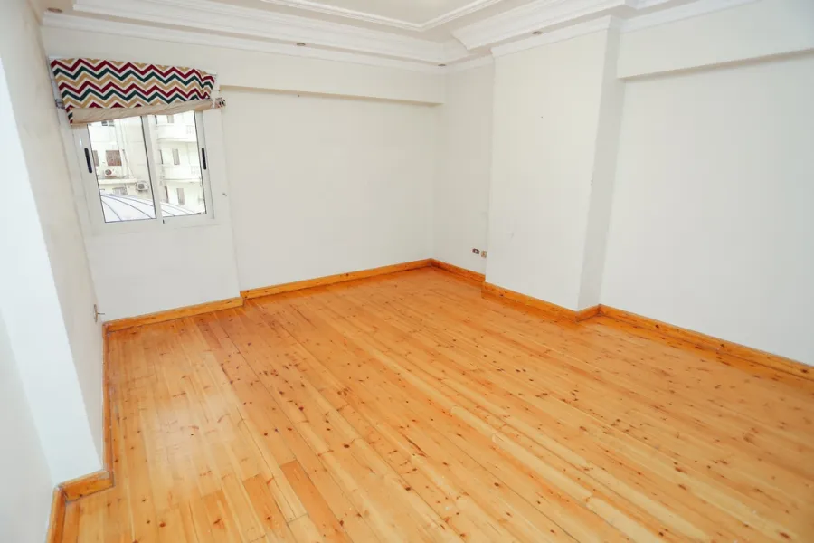 شقة للبيع 195م مصطفى كامل ( أبراج كيروسيز )