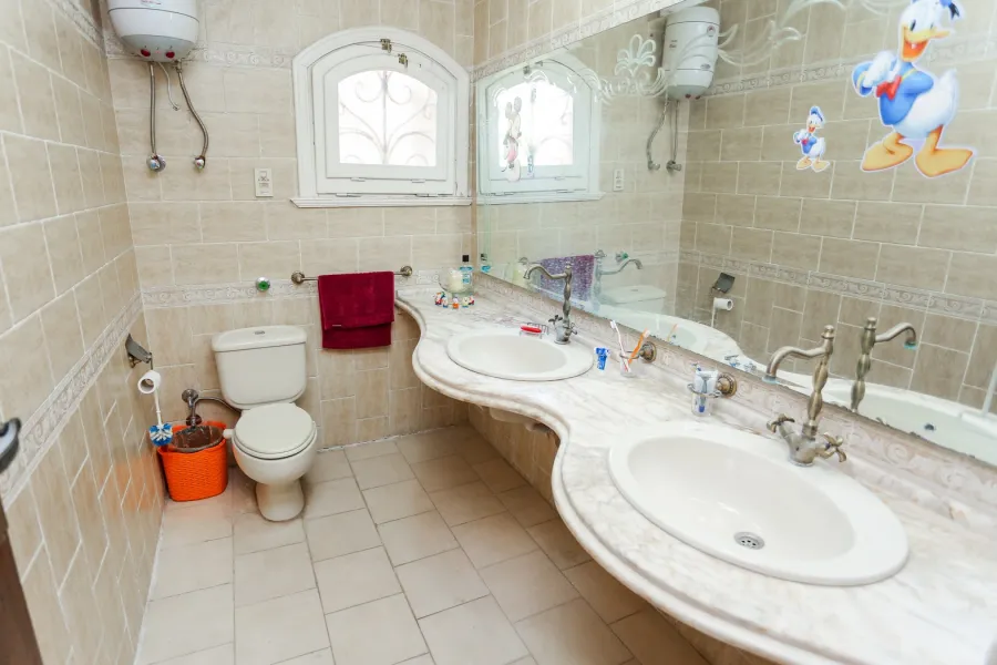 Villa for sale 700m King Marriott (Compound Bostan Mena)