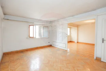 شقة للبيع 200 م رشدي ( طريق الحرية )