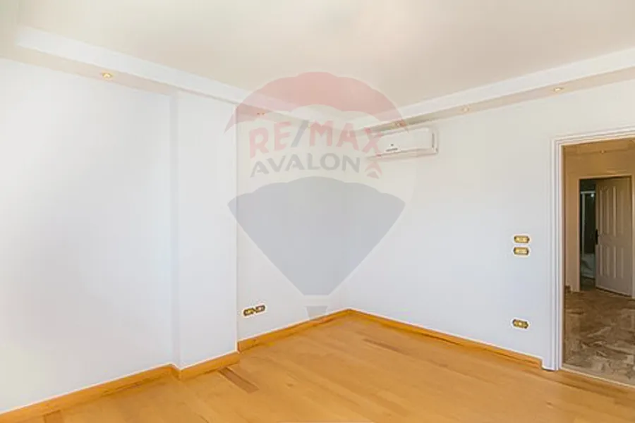Apartment for sale 195 m Smouha (Fawzi Moaaz st-Brand Building)