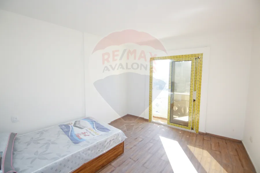 Furnished apartment for rent 160 m Gleem (Abd El-Salam Aref St)