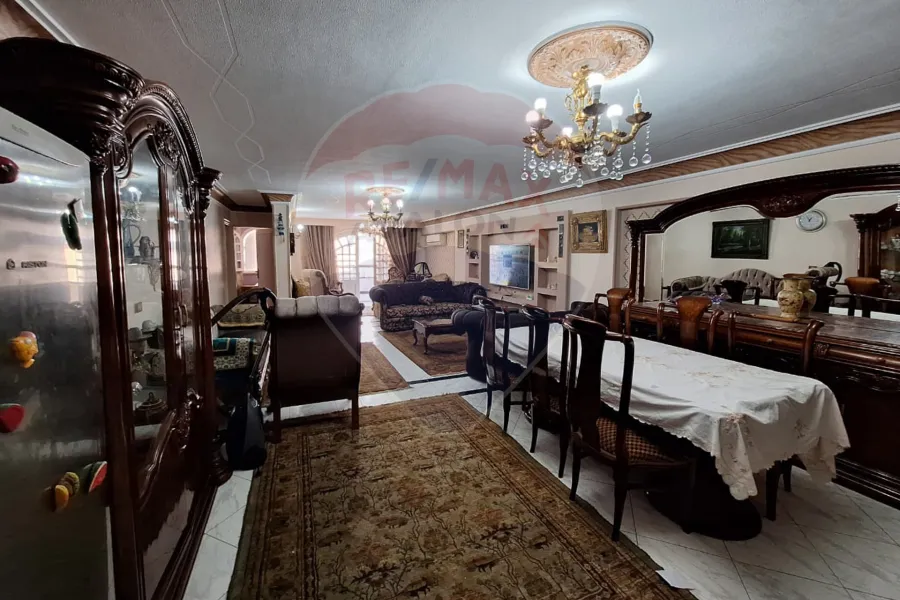 Apartment for sale 200 m Sidi Bishr (Khaled Ibn Al Walid St Brand building.)