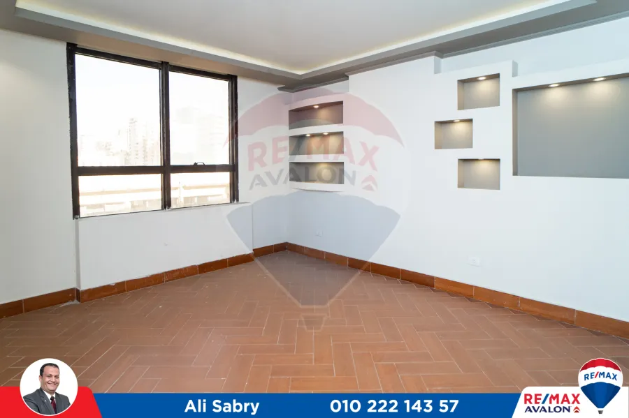 Apartment For rent 205 m Louran (El-Ekbal st.)