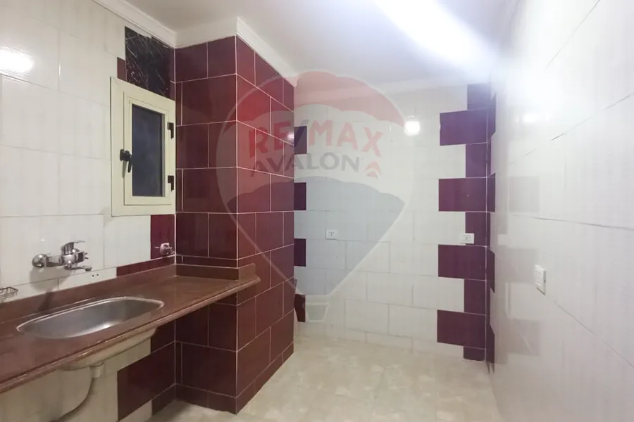 Apartment for sale 140 m Miami (Al-Sebaay main st.)