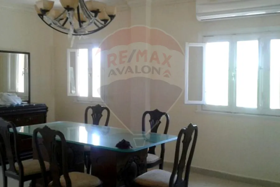 فيلا ستاند الون للبيع (مارينا جاردنز) 1,000 م