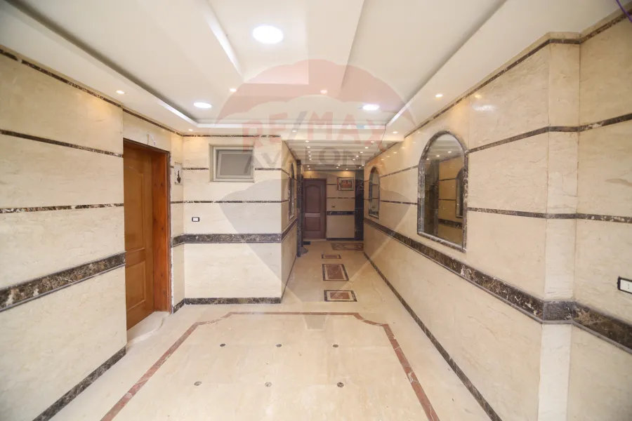 شقة دوبلكس للبيع (سيدي كرير - ش السنترال) 135 م