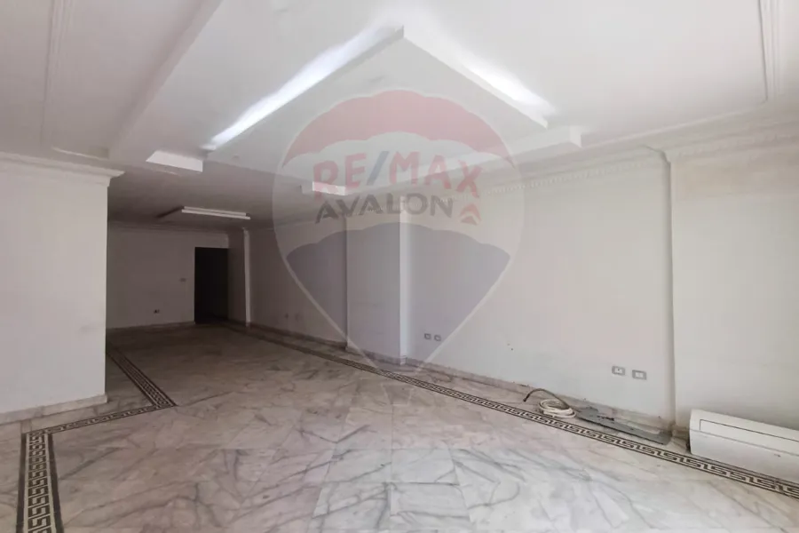 شقة للبيع 206 م جليم (بجوار قصر المجوهرات)