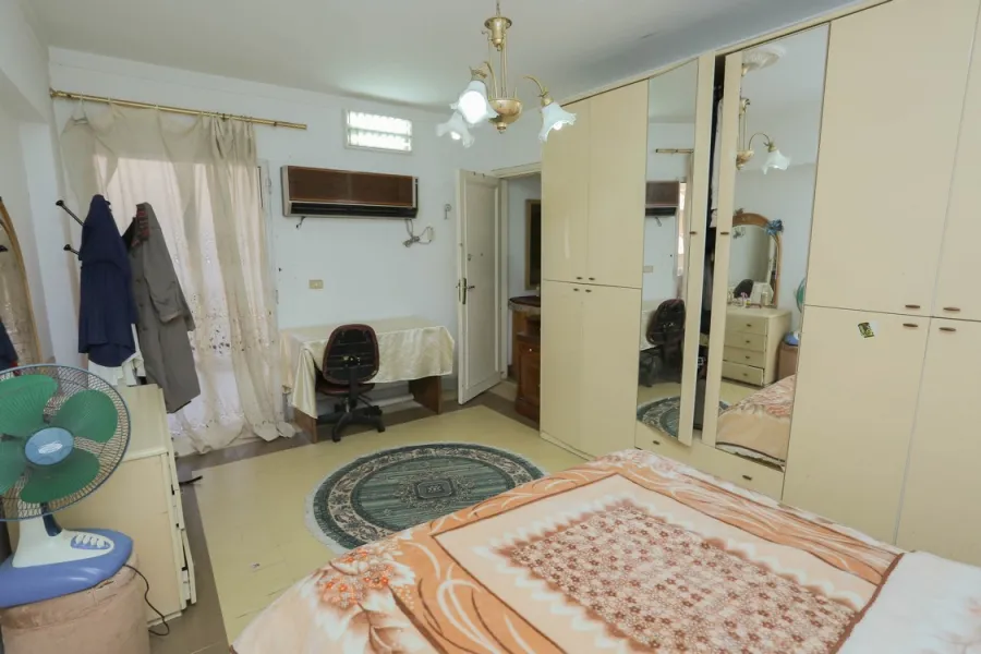 شقة للبيع 200م لوران ( متفرع من الاقبال- أبراج مينا)