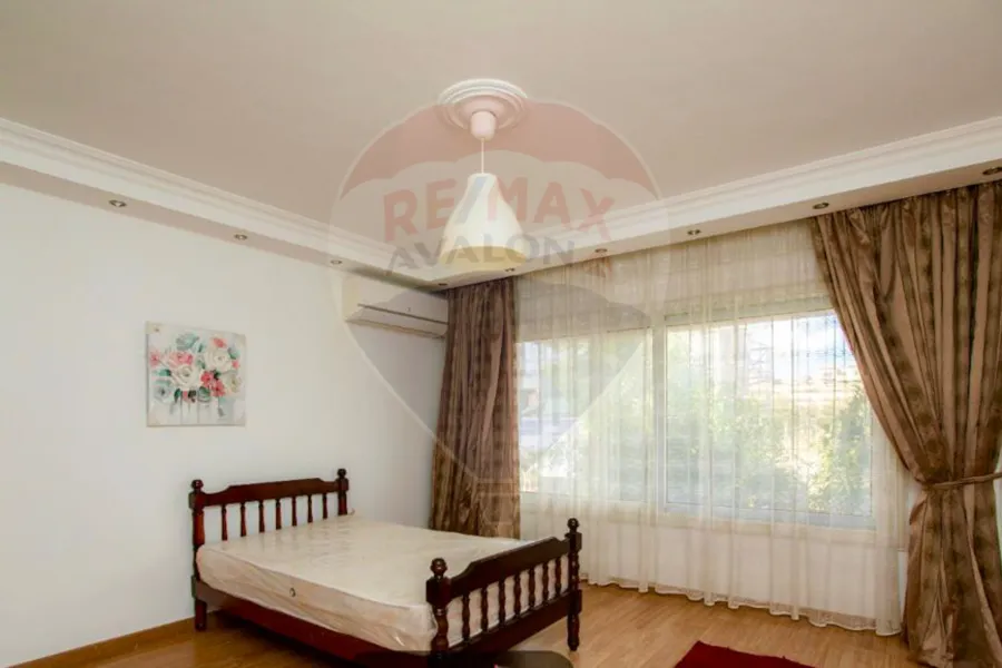 Twin house Villa for sale 450 m King mariout (Alex West Compound)