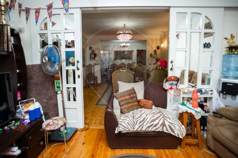 شقة للبيع 140 م سموحة (ش العريش)