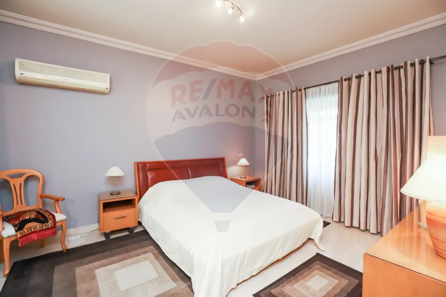 villa for sale 3,000 m King Mariout (Qusor area)