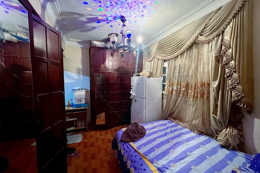 Apartment for rent 180 m Tharwat (in front of tram)