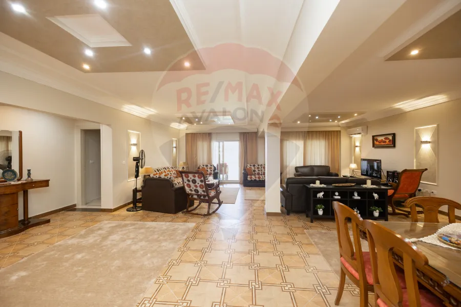 Ground chalet + Garden for Sale north coast (Granada village)