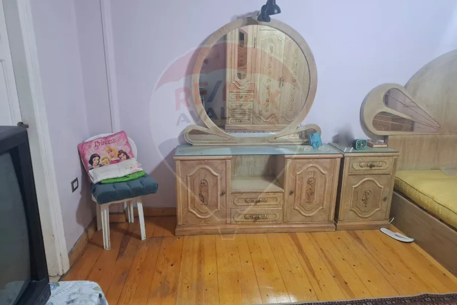 شقة للبيع 150 م وابور المياه ( خطوات من ميدان زويل )