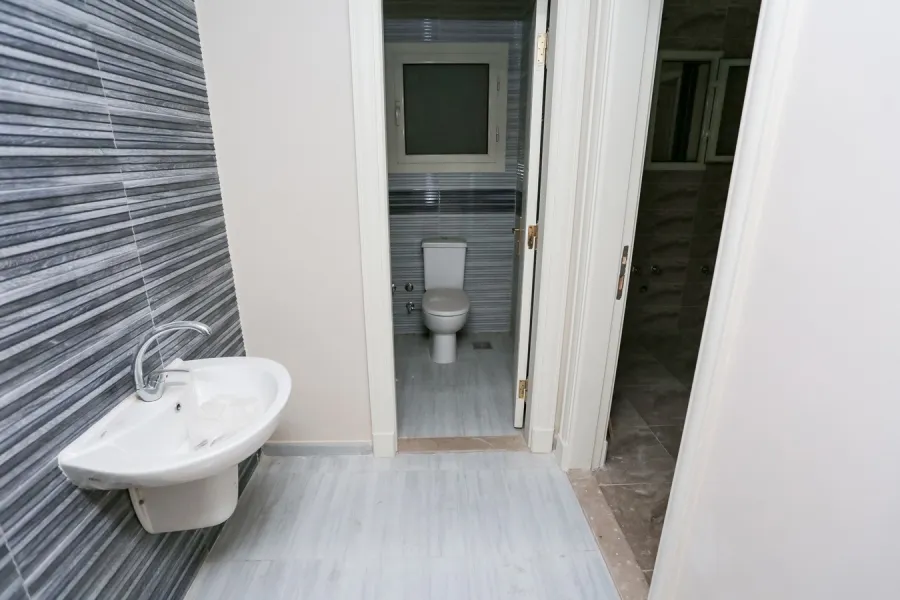 Apartment For Rent 290m Sporting