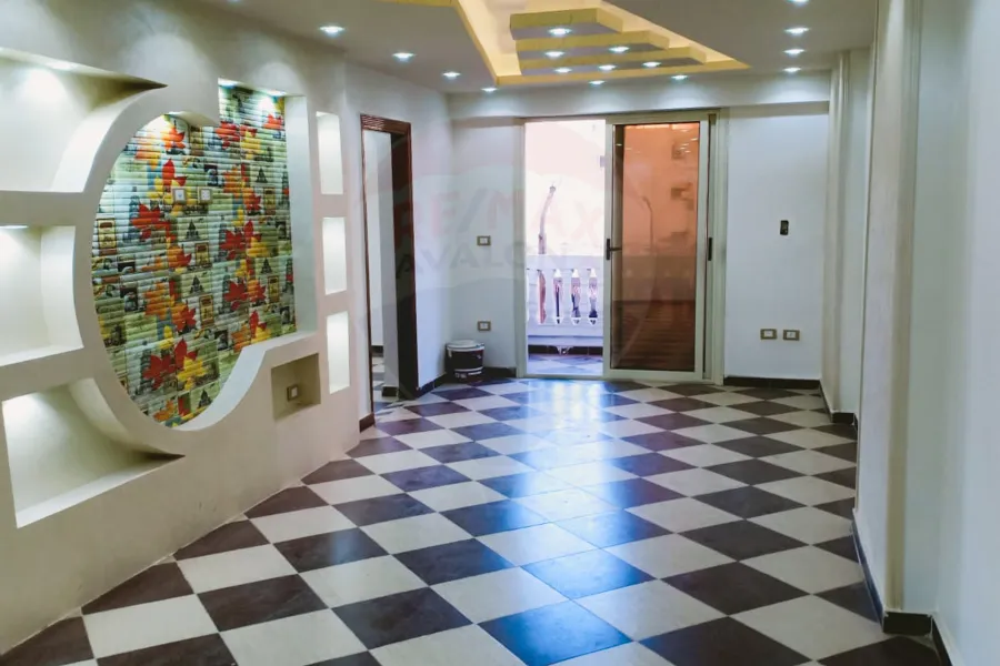 شقة للبيع 110 م العجمي (أول ش البيطاش الرئيسي)