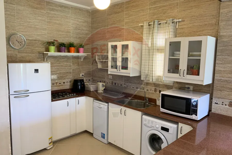 شاليه أرضى + حديقة للبيع الساحل (لافيستا باي)