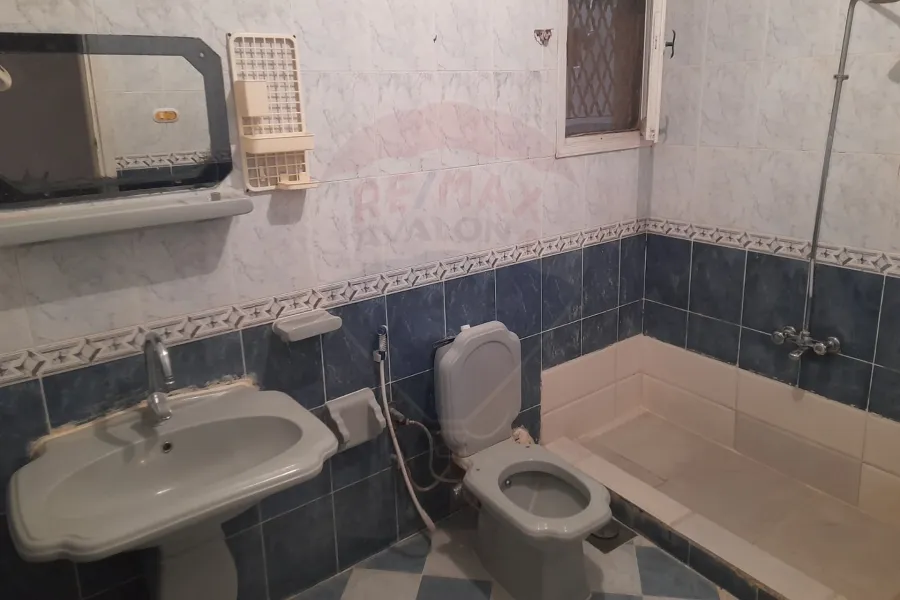 Apartment For rent 135 m Shods (steps from the tram)