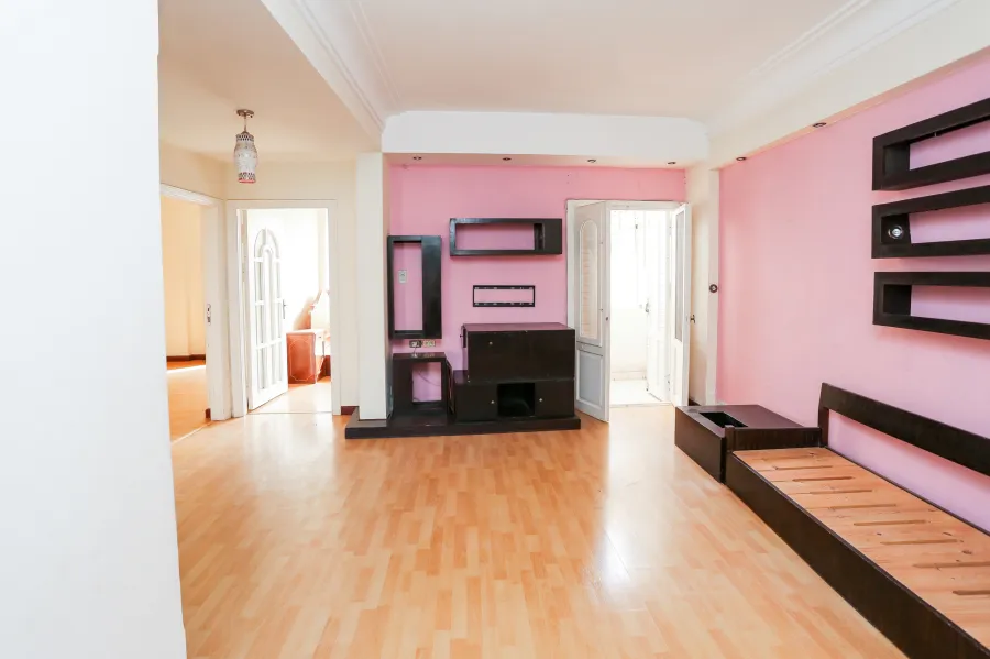 Apartment for sale 300 m Kafr abdu (In front of Kerdahy Palace