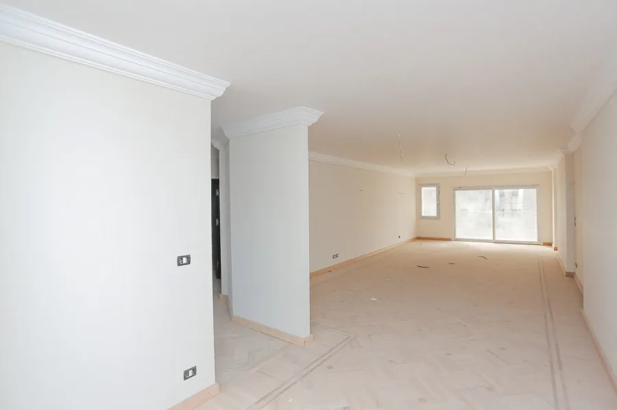 شقة للبيع 270م كفر عبده ش معروف الرصافي (كومباوند كفر عبده ريزيدينس)