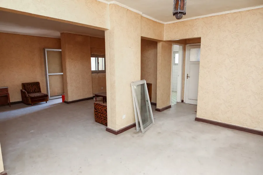 شقة مرخصة للبيع 115م صافى سموحة