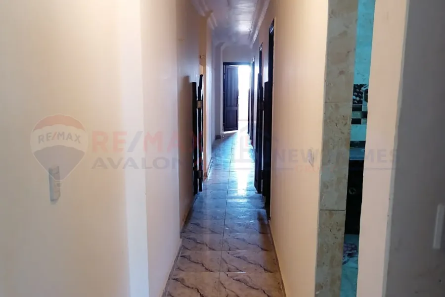 شقة للبيع 135 م سبورتنج (رابع نمرة من البحر)